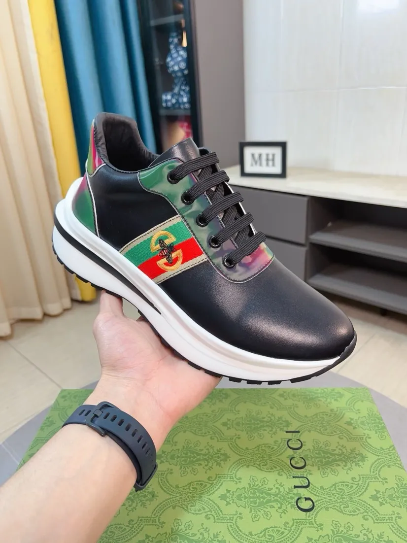 Factory price 420🌹🌹GUCCI [Gucci] New high-end brand of men's shoes, the latest fashionable casual men's shoes, trendy and versatile, relaxed and sporty style, uppers imported from Italy, first-layer cowhide, genuine leather lining and ultra-fine workmanship. Original personalized fashionable rubber wear-resistant outsole, light and comfortable on the foot, size 38-44
